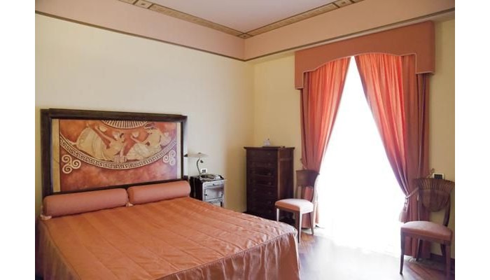 Hotel Tritone poza 4