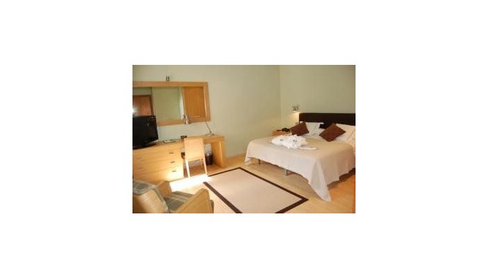 Hotel El Manantial poza 9