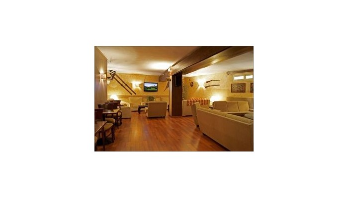 Hotel Husa Riu Nere poza 9