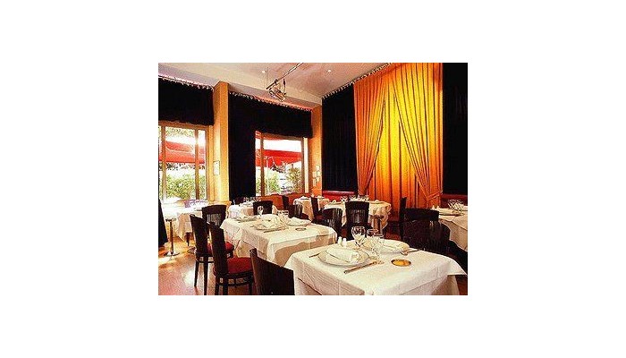 Hotel Mercure Central poza 5