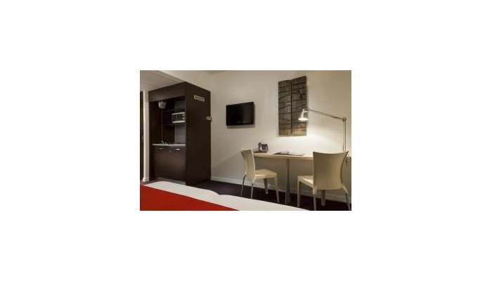 Quality Hotel & Suites Nantes Beaujoire poza 3