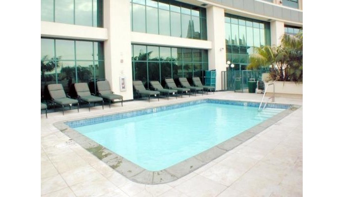 Crowne Plaza Commerce Casino Hotel poza 4