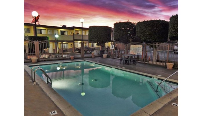 Hotel Hollywood Inn Express South poza 3