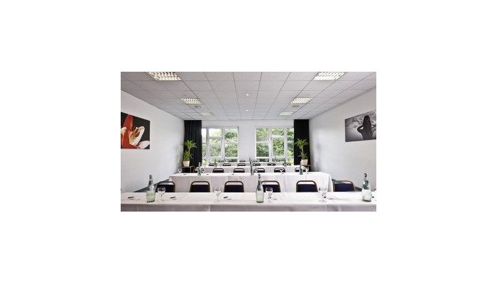 Hotel Tryp By Wyndham Bad Oldesloe poza 4