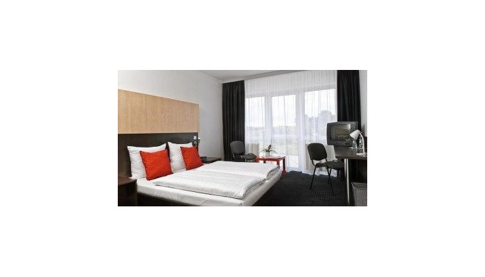 Hotel Tryp By Wyndham Bad Oldesloe poza 3