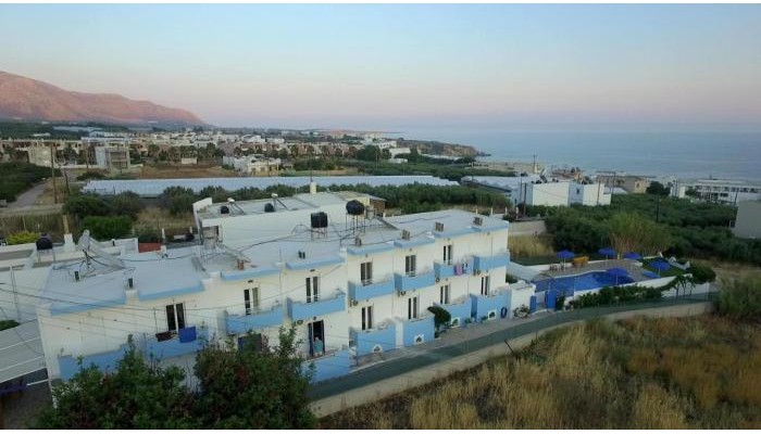 Helios Studios & Apts poza 0