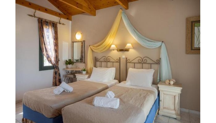 Irida Hotel Apartments poza 3