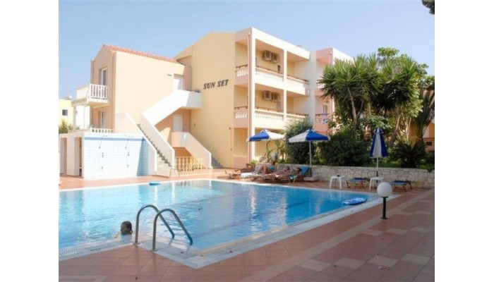 Sunset Apartments poza 4