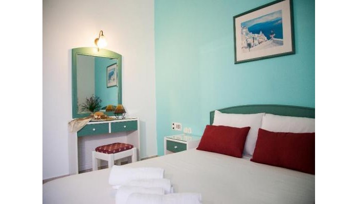 Theoni Apartment poza 8