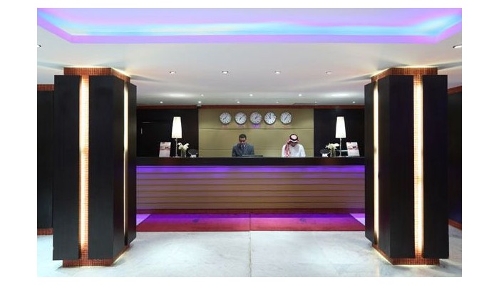 Crom Airport Hotel poza 0