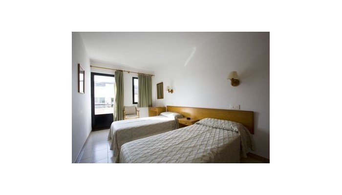 Hotel Apartamentos Loar Ferreries poza 4