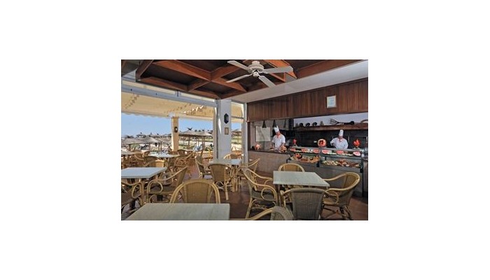 Hotel Globales Club Almirante Farragut poza 3