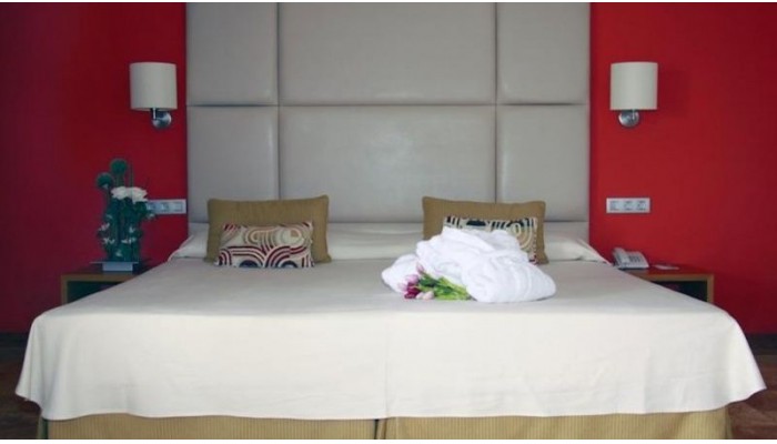 Hotel Port Ciutadella poza 2