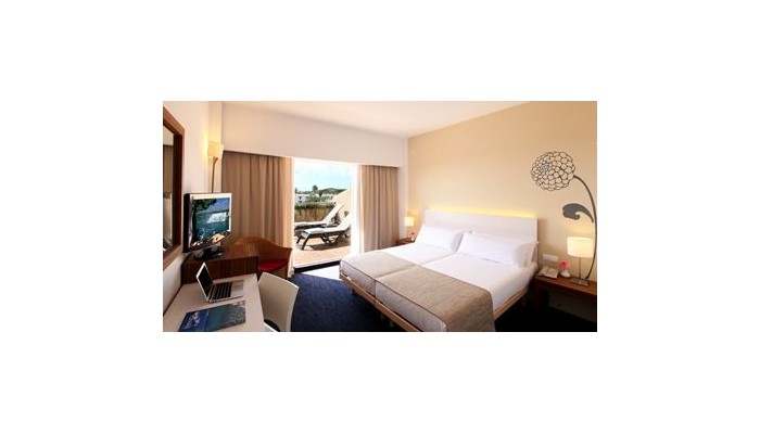 Hotel Portblue San Luis poza 9