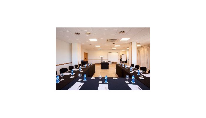 Hotel Porta De Gallecs poza 3