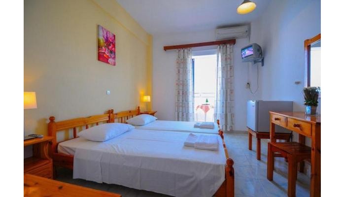 Hotel Prassino Nissi poza 4