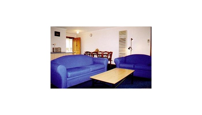 Apartments On Tolmie poza 0