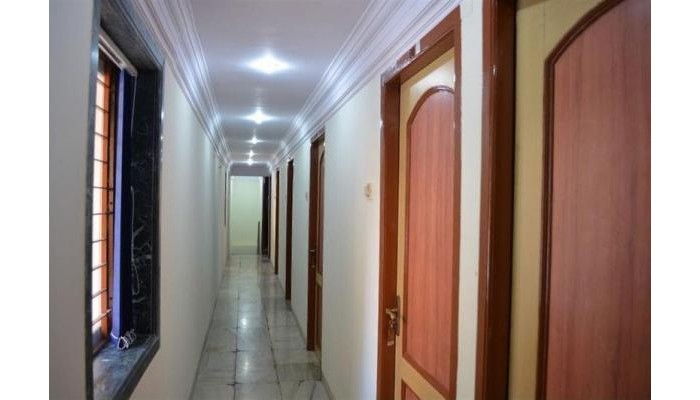 Hotel New Deepak poza 8