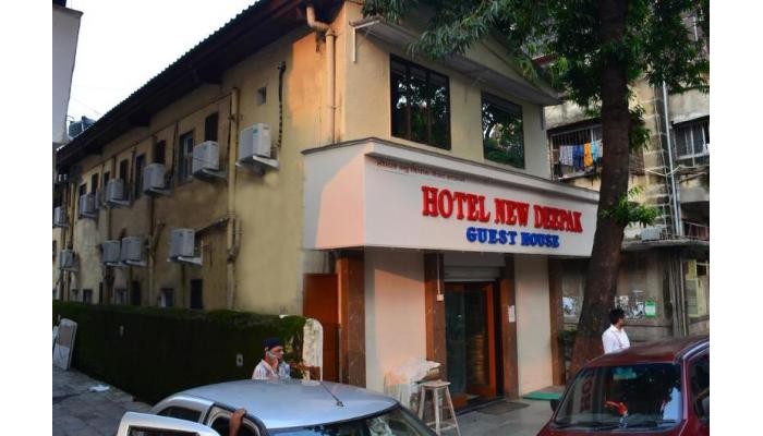 Hotel New Deepak poza 5