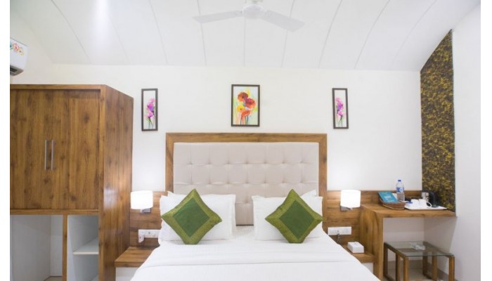 Hotel Treebo Amber International poza 3