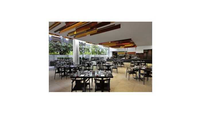 Hotel Westin Mumbai Garden City poza 11