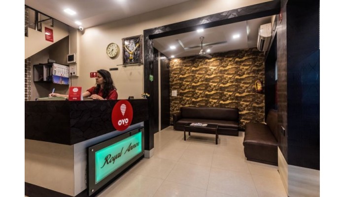 Oyo 328 Hotel Royal Annex poza 6