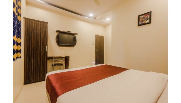 Oyo 8544 Hotel Bently poza 3