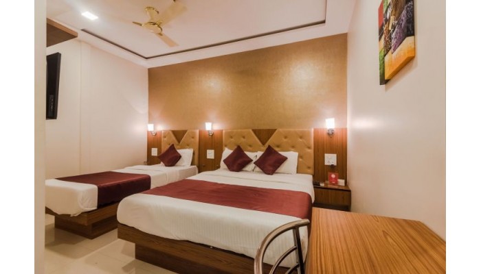 Oyo 8544 Hotel Bently poza 5