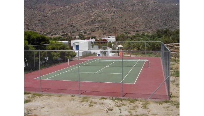 Far Out Village poza 0