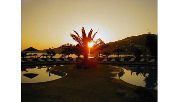 Far Out Village poza 7