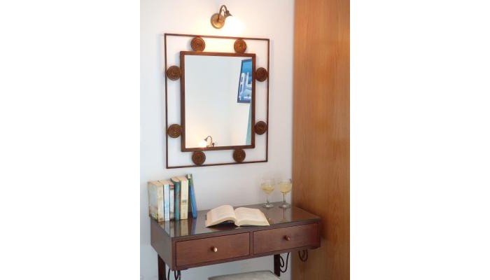 Antony Apartments poza 2