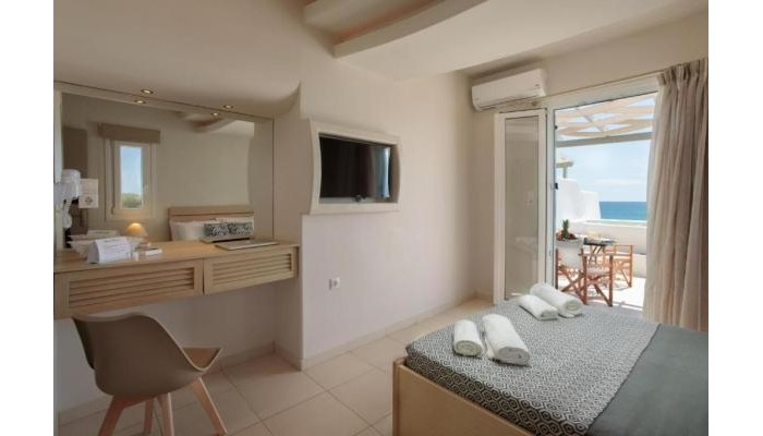 Nikos & Maria Studios poza 6