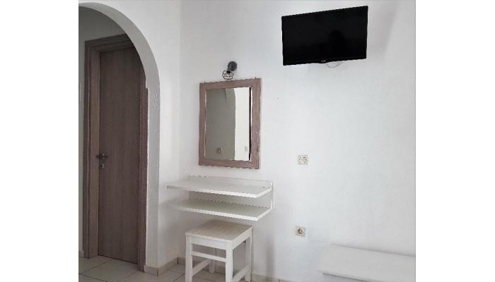 Studios Petros poza 9