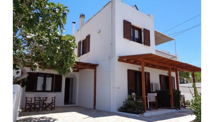 Studios Petros poza 8