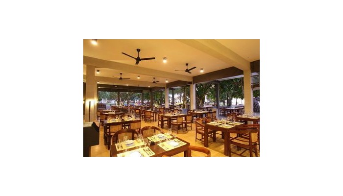 Hotel Jetwing Beach poza 2