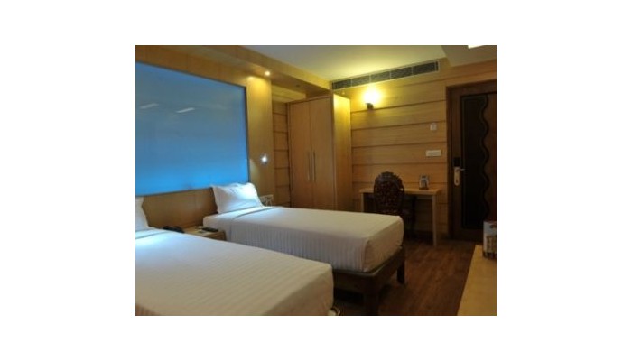 Hotel Emarald poza 6