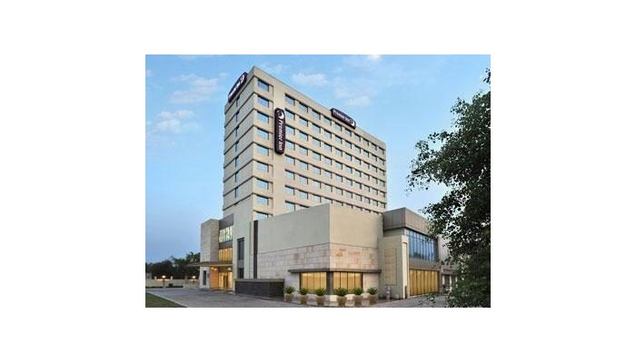 Hotel Premier Inn New Delhi Shalimar Bagh poza 0