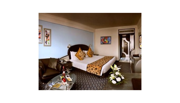Hotel Suryaa poza 11