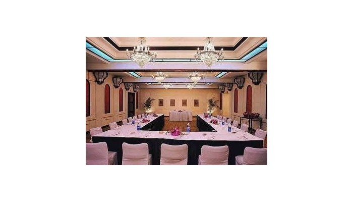 Hotel The Suryaa poza 8