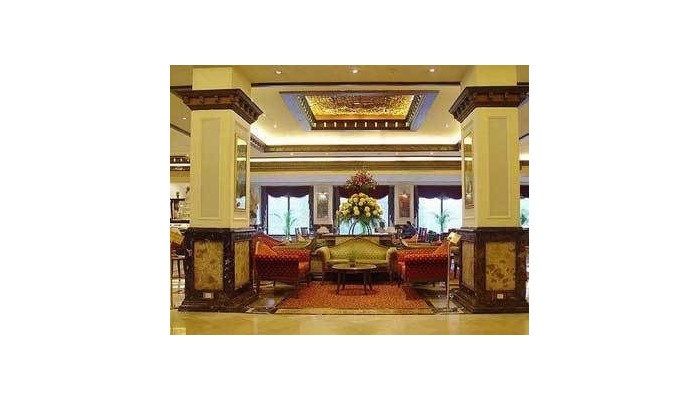 Hotel The Suryaa poza 3