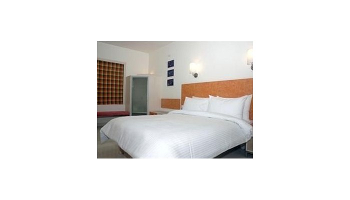 Hotel Tulip Inn West Delhi poza 3