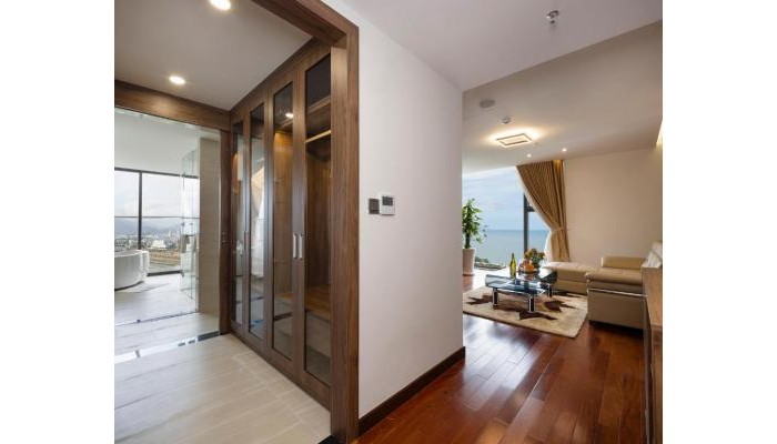 Hotel Miracle Luxury Nha Trang poza 1