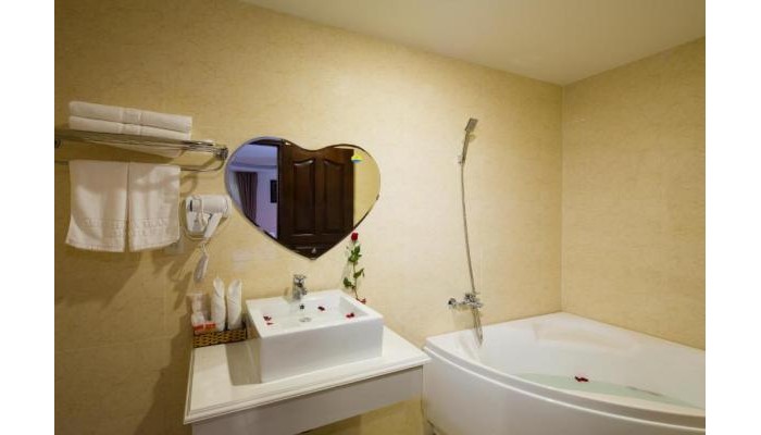 Paris Luxury Hotel & Apartment Nha Trang poza 17