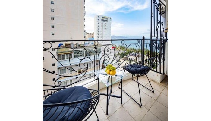 Paris Luxury Hotel & Apartment Nha Trang poza 16