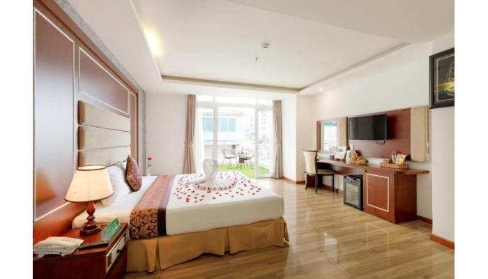Paris Luxury Hotel & Apartment Nha Trang poza 7