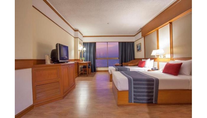 Cholchan Pattaya Beach Resort poza 7