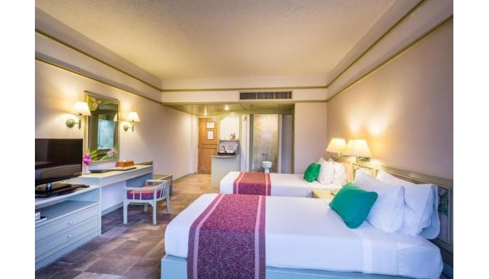 Cholchan Pattaya Beach Resort poza 13
