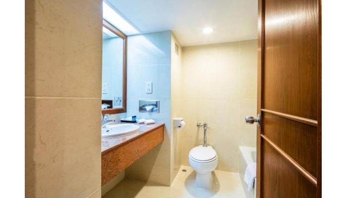 Cholchan Pattaya Beach Resort poza 16