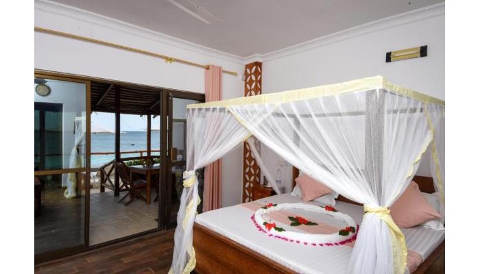 Hotel Faridu Beach Bungalows poza 3