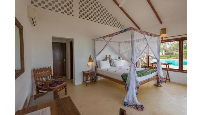 Hotel Warere Beach poza 10